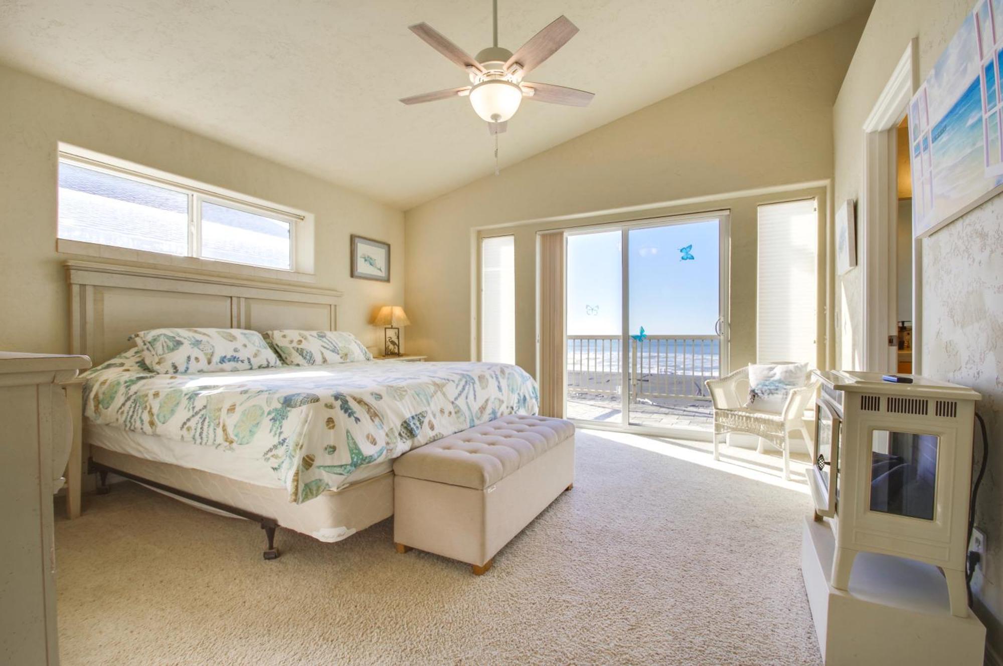 Quiet Waterfront Escape With Hot Tub And Beach Access! Gold Beach Bagian luar foto